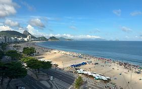 Apartamento pé na Areia - Copacabana